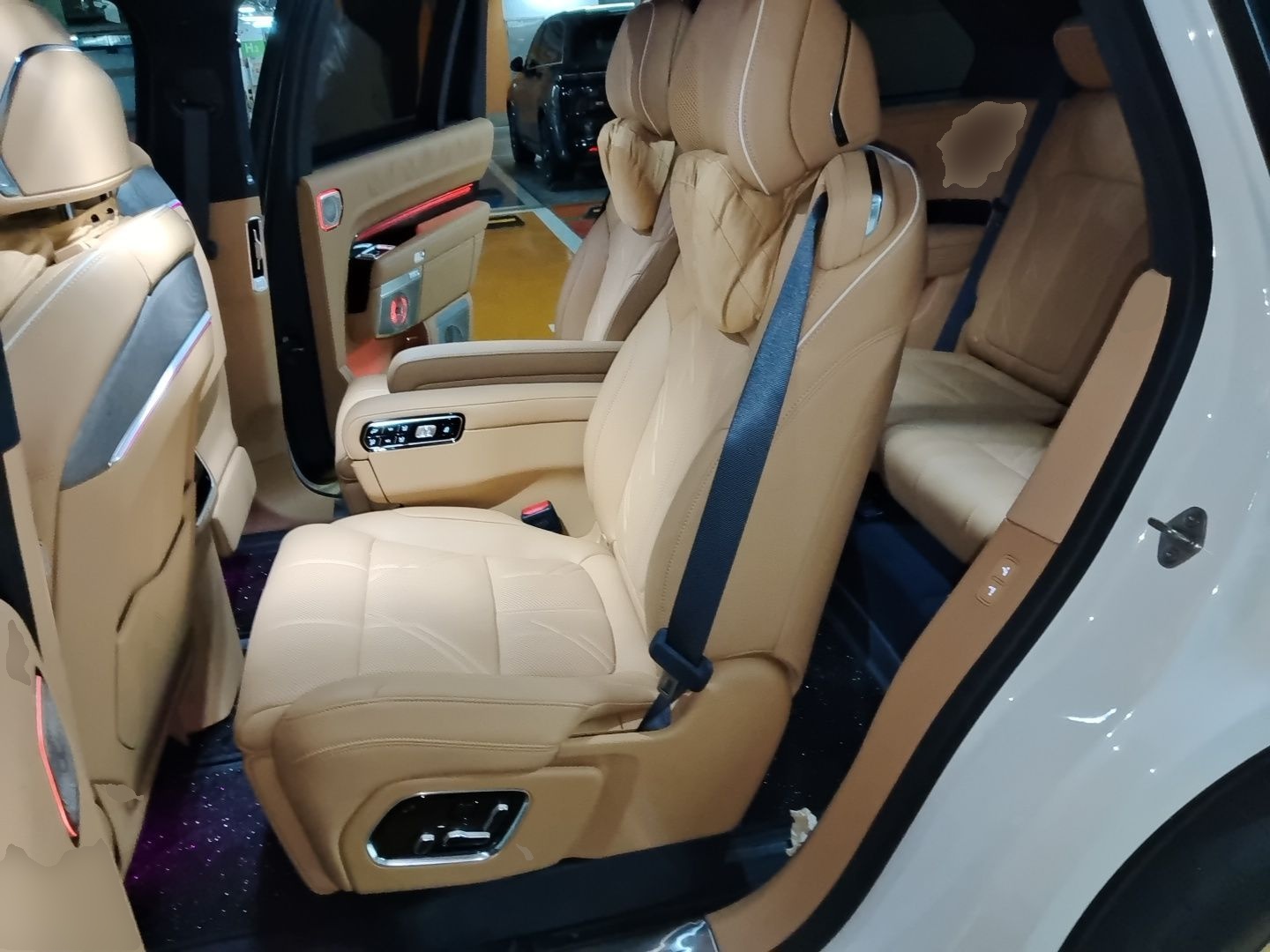 Zeekr 9X 2025 Hyper Edition 70kWh — снимка 17