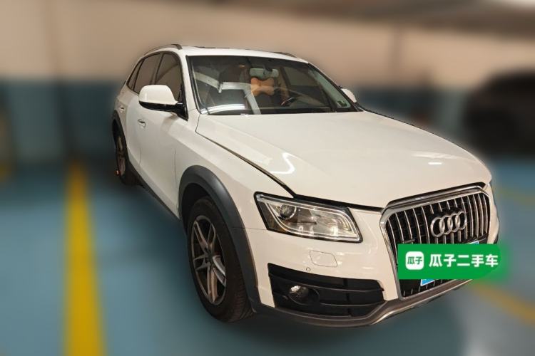 Used Audi Q5 2018 Collector's Edition 40 TFSI Technology Model