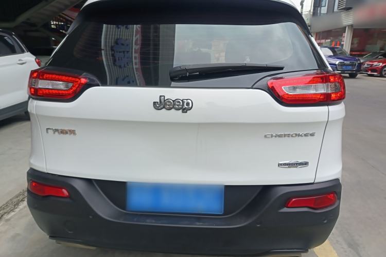 Used Jeep Cherokee 2016 2.4L Leading Edition