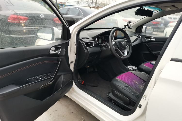 Used Baojun 310 2017 1.5L Automatic Fashion Model