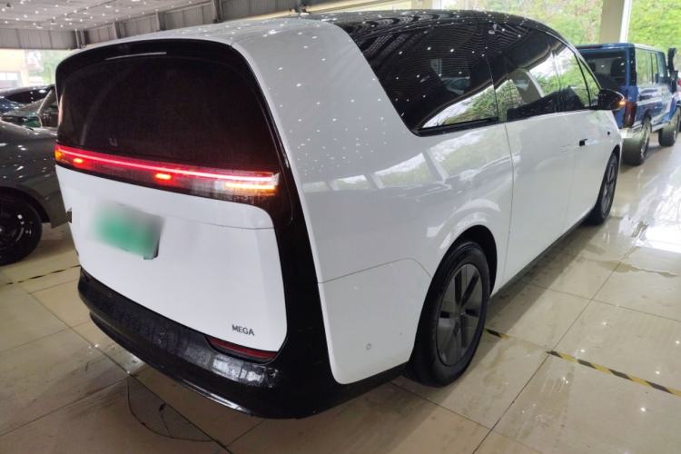 Used Li Auto MEGA 2024 Ultra Model