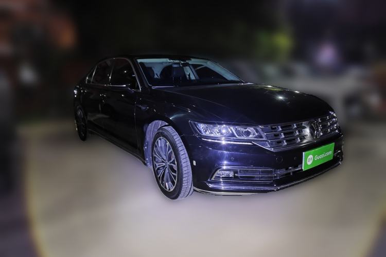 Used Volkswagen Phideon 2018 380TSI Two-Wheel Drive Business Edition Front Right 45 Deg