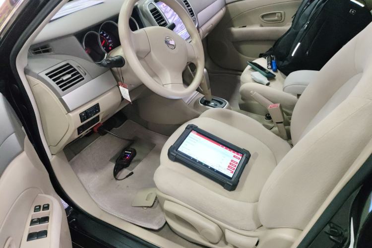 Used Nissan Sylphy 2012 Classic 1.6XE Automatic Comfort Edition Driver Seat