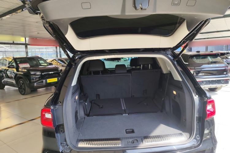 Used Hongqi HS7 2022 2.0T DCT Two-Wheel Drive Smart Connect Flagship Edition Seven Seats