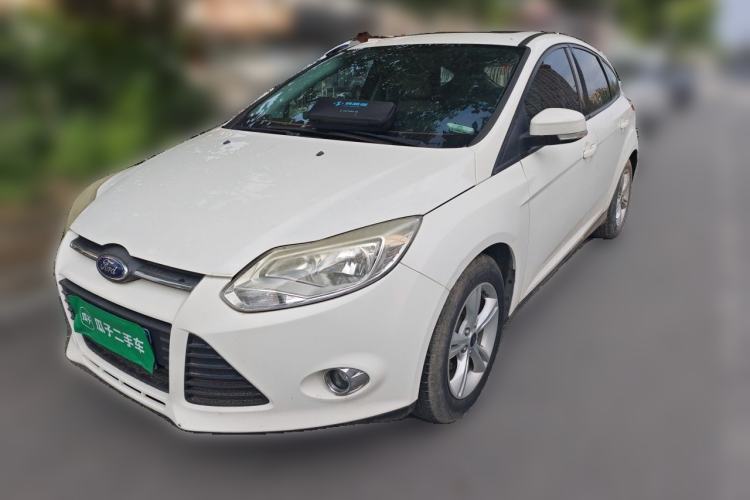 Used Ford Focus 2012 Hatchback 1.6L Manual Fashion Edition Guazi used car, China used car export, Used car for sale, Used cars, Cheapest cars for sale