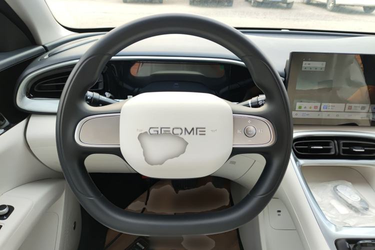 Used Geely Galaxy Geome 2026 Model 410km Carefree Edition Steering Wheel
