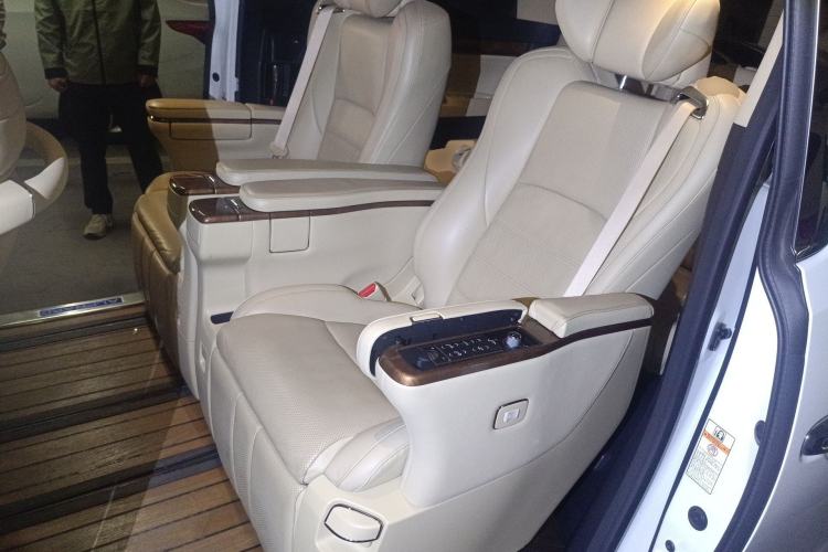 Used Toyota Alphard 2015 3.5L Prestige Edition Left Rear Seat