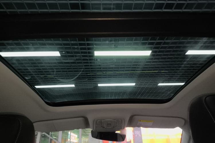 Used Roewe RX5 2023 PLUS 330TGI Automatic Trendsetting Smart Edition Headliner