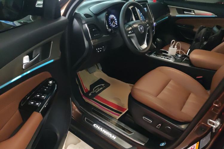 Used CHANGAN CS95 2017 2.0T Two-Wheel Drive Zhitu Edition