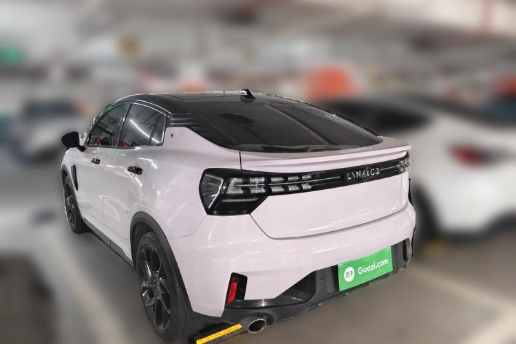 Used Lynk & Co 05 2020 2.0TD Two-Wheel Drive Shine Halo Rear Left 45 Deg