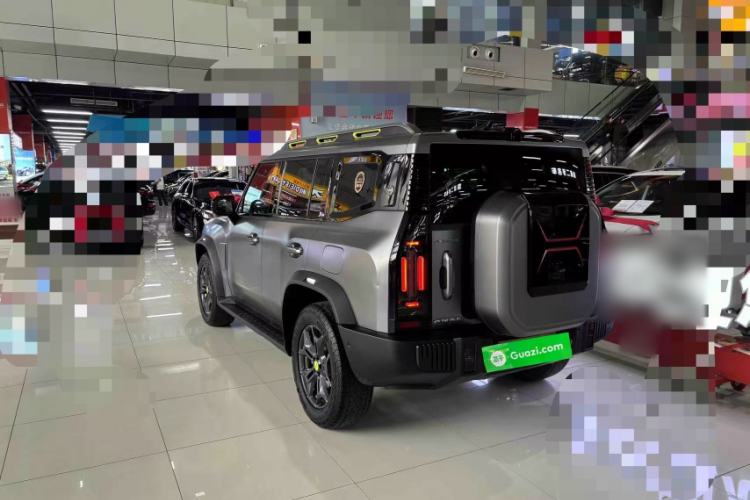 Used JETOUR Traveler 2023 2.0T All-Wheel Drive CrossPRO+ Exterior 2