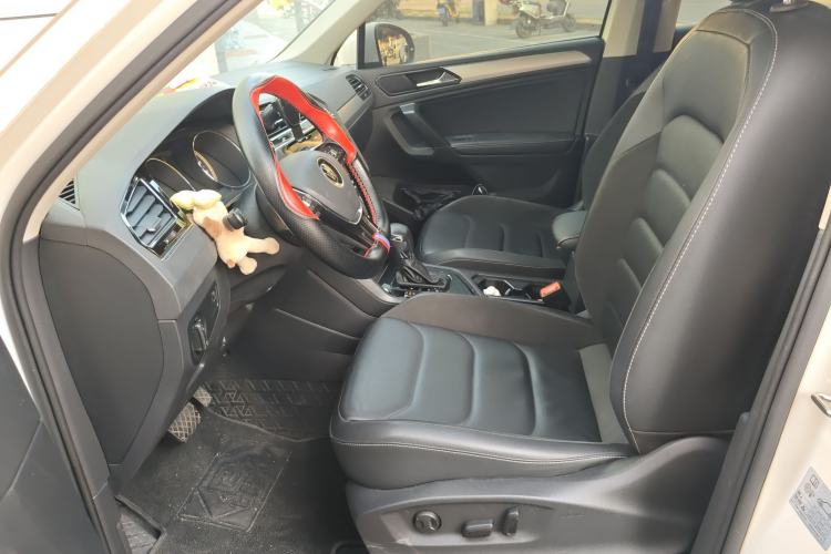 Used Volkswagen Tiguan L 2021 330TSI Automatic Two-Wheel Drive Smart Edition Left Front Seat