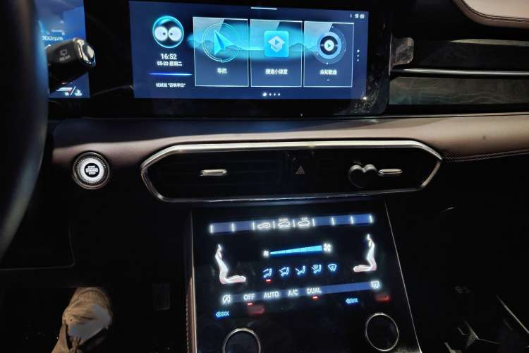 Used JETOUR X90 2022 Zilong 2.0T DCT Tiger威 Edition 7 Seats