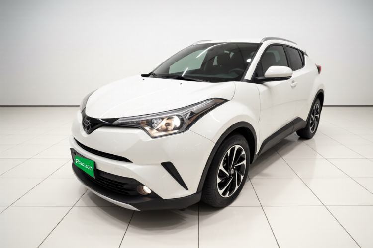 Used Toyota IZOA 2018 2.0L Yichi Edition China V Standard
