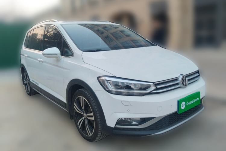 Used Volkswagen Touran 2021 Volkswagen Touran L 280TSI DSG Boundary Edition 7-Seater
