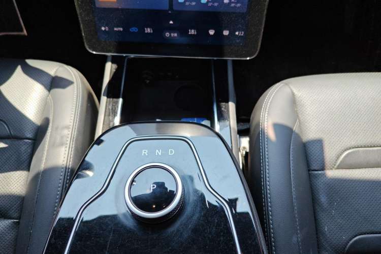 Used SERES SF5 2020 Two-Wheel Drive High-Performance Sports Edition