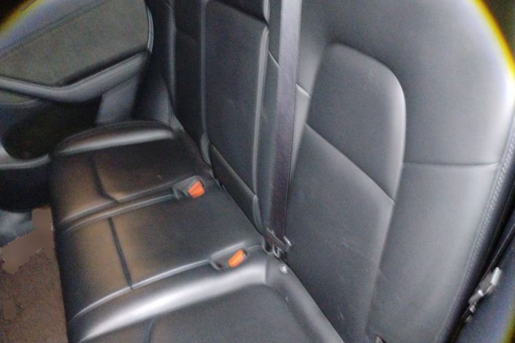 Used Tesla Model Y 2021 Long-Range All-Wheel-Drive Version 3D7
