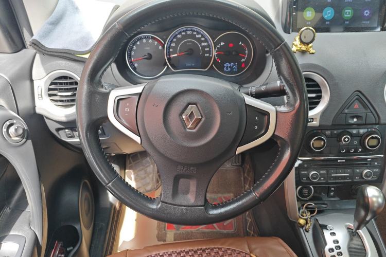 Used Renault Koleos 2014 Revised Version 2.0L Two-Wheel Drive Fashion Edition
