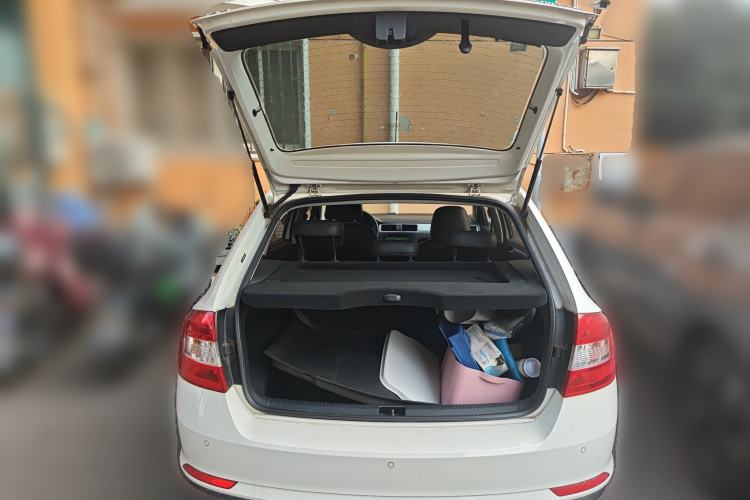 Used Skoda Rapid Spaceback 2016 Revised 1.6L Automatic Chuanxing Version