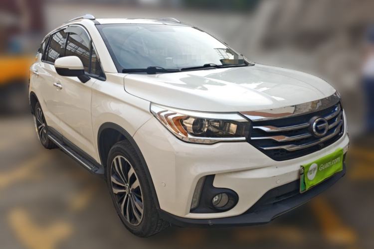 Used GAC Trumpchi GS4 New Energy 2017 1.5L PHEV Smart Enjoyment Edition Front Right 45 Deg