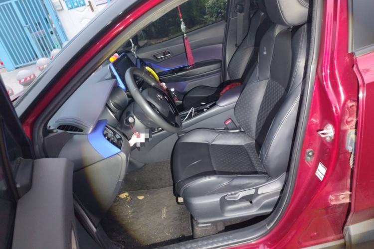 Used Toyota IZOA 2018 2.0L Yixuan Sunroof Version China V Standard Left Front Seat