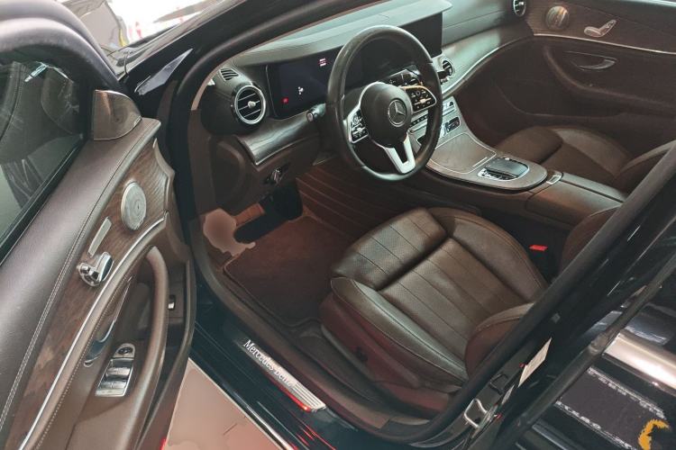 Used Mercedes-Benz E-Class 2020 E 260 L
