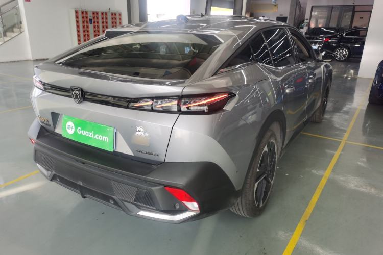 Used Peugeot 408X 2023 Charm Version
