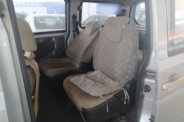 Used Wuling Rongguang V 2016 1.2L Standard Version