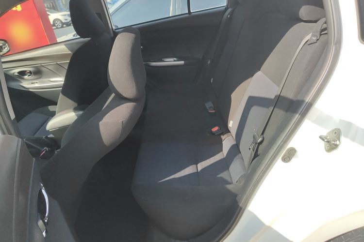 Used Toyota YARiS L Zhi Xuan 2015 1.5E Automatic Charm Edition