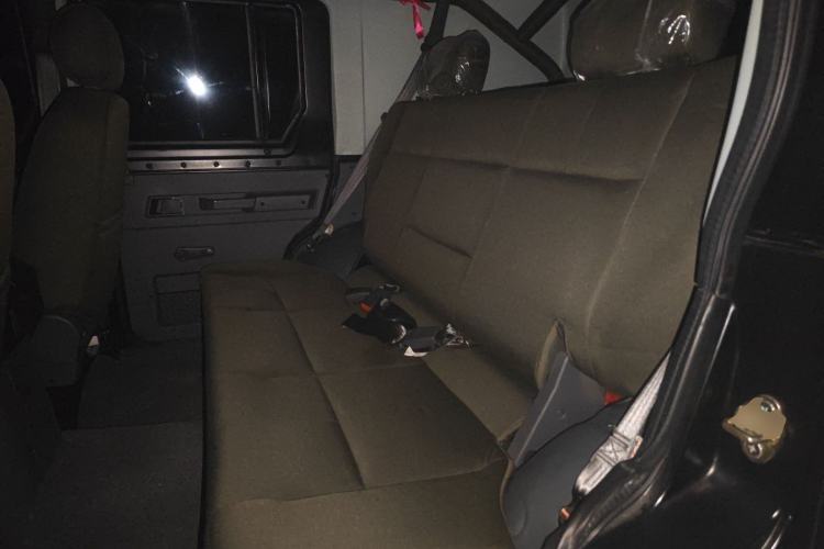 Used BAW Warrior 2014 2.5T five-door four-wheel-drive diesel version