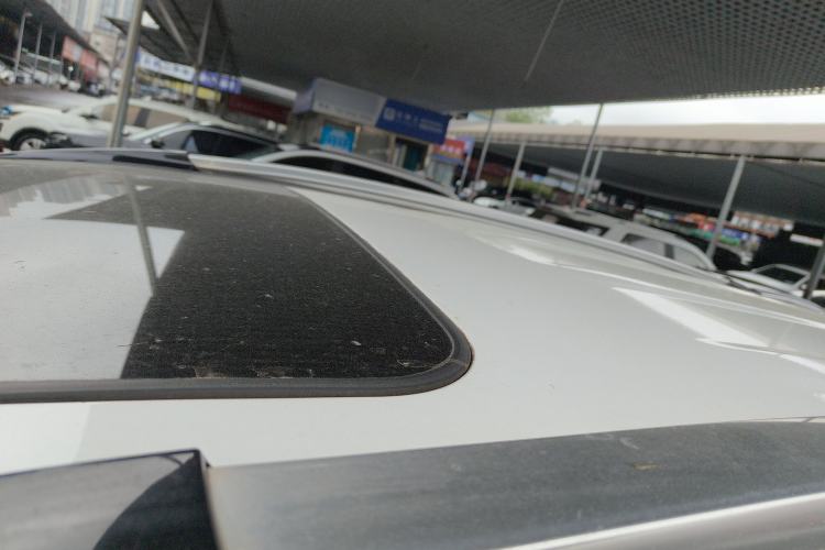 Used Haval H6 2017 Red-Label Sport Edition 2.0T Diesel Manual Two-Wheel Drive Elite Model China V Standard
