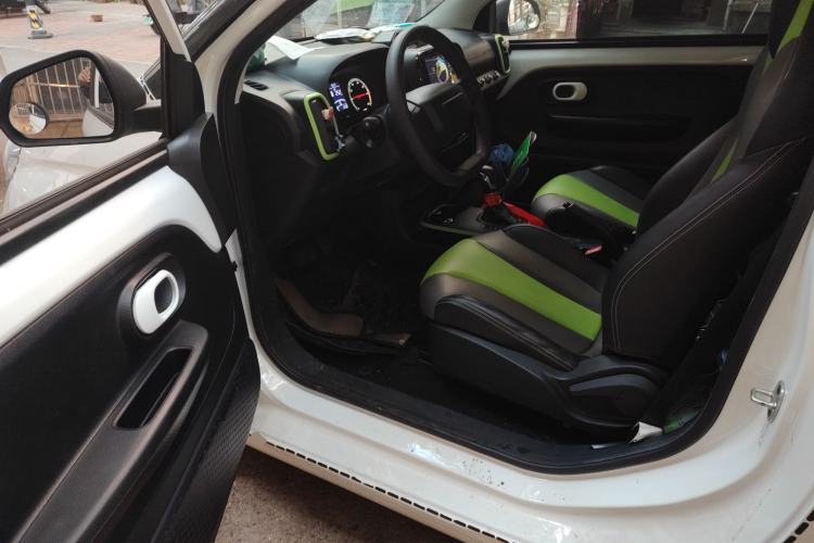 Used Roewe Clever 2021 302 km New Four-Seater Super-Efficient Version