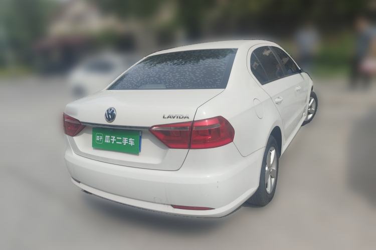 Used Volkswagen Lavida 2013 1.6L Manual Fashion Edition
