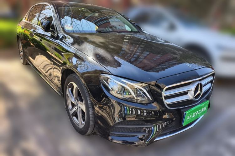 Used Mercedes-Benz E-Class 2017 E 300 L Sporty and Stylish Model
