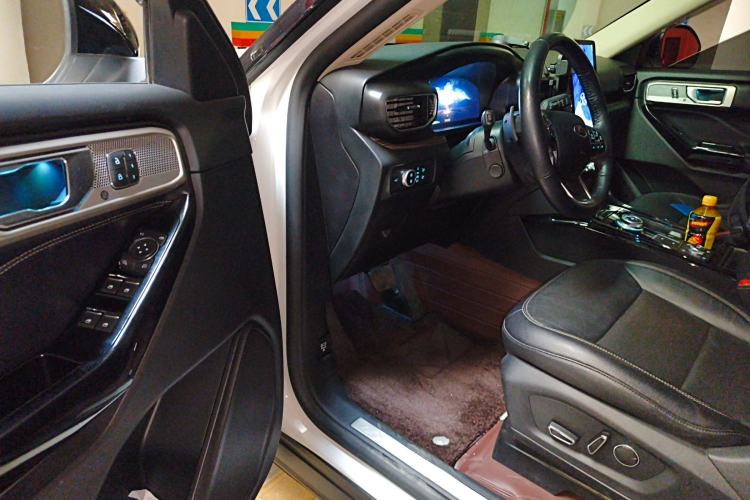 Used Ford Explorer 2020 EcoBoost 285 4x4 Titanium Edition 6 Seats
