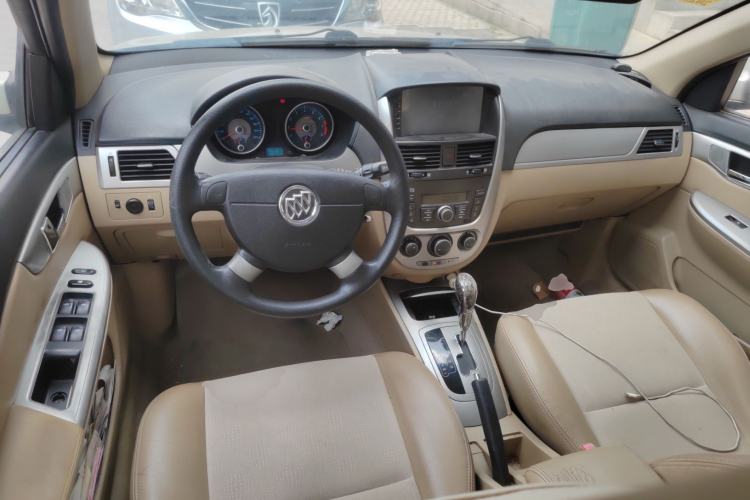 Used Buick Excelle 2013 1.5L Automatic Classic Model
