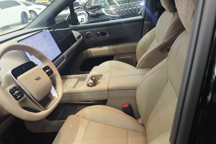 Used Li Auto Li Auto i6 2025 Model Two-Wheel-Drive Standard Type