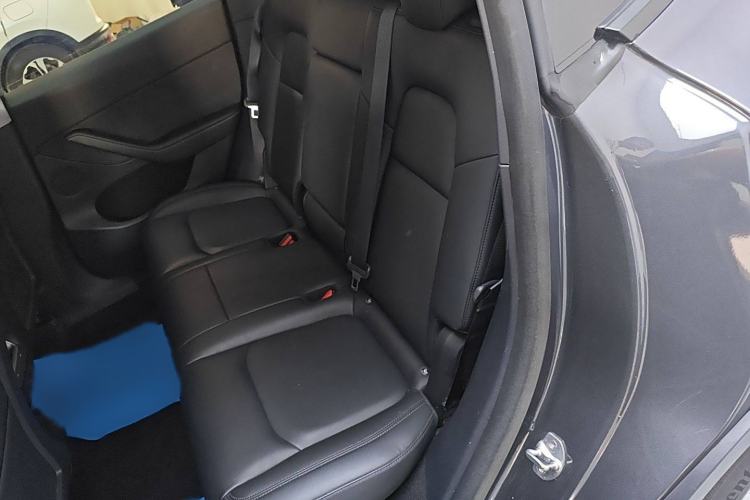 Used Tesla Model Y 2021 Long-Range All-Wheel-Drive Version