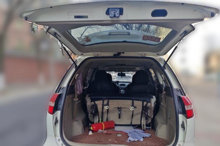 Used BYD M6 2013 2.0L Manual Comfort Edition Trunk