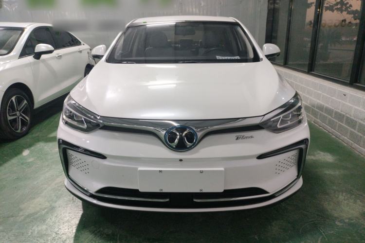 Used BAIC Beijing EU5 2018 R550 Smart Trend Edition
