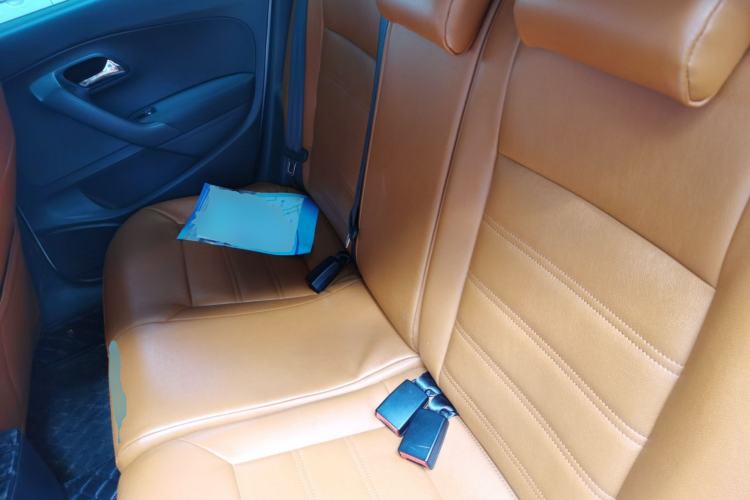 Used Volkswagen Polo 2016 1.6L Automatic Comfort Model