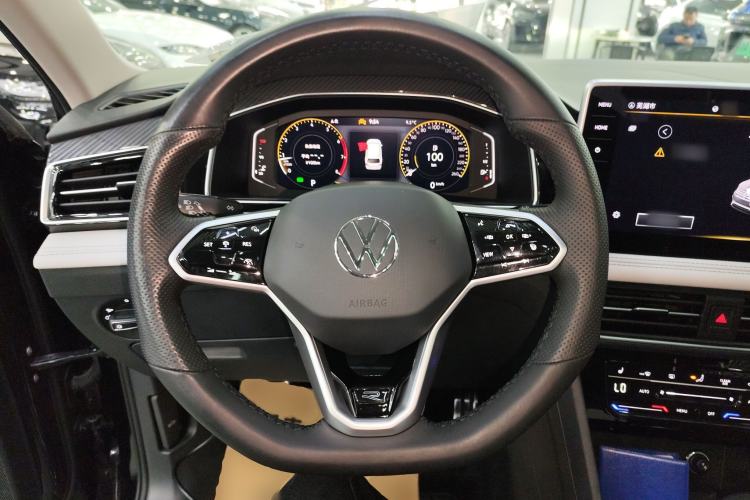 Used Volkswagen Tiguan L 2023 Restyled 330TSI Automatic Two-Wheel Drive R-Line Enhanced Comfort Version