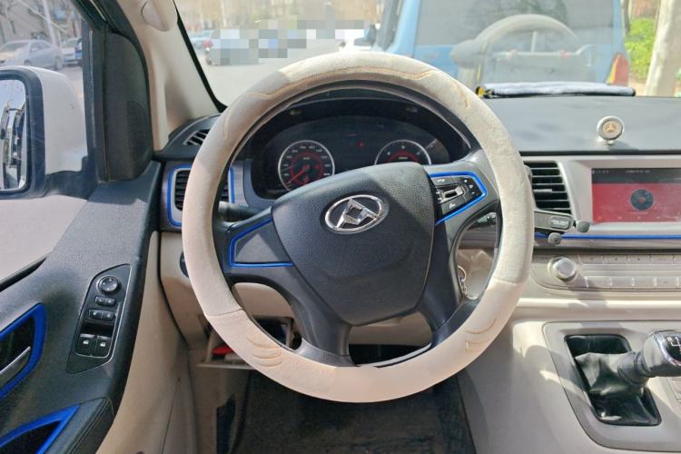 Used SAIC MAXUS G10 2018 PLUS 1.9T Manual Elite Edition Diesel
