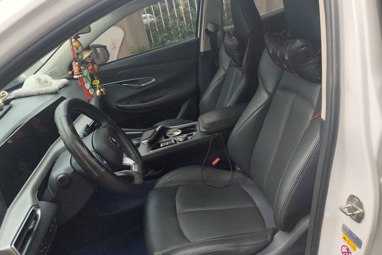 Used CHANGAN UNI-T 2020 1.5T Prestige Version