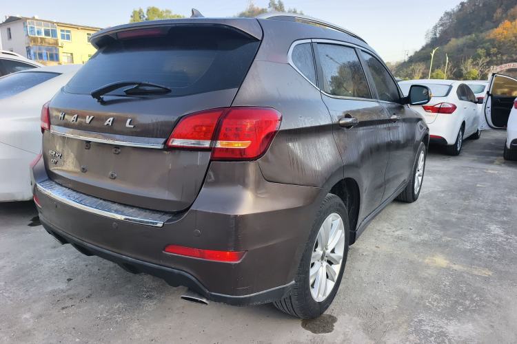Used Haval H2 2016 Red-Label 1.5T Manual Two-Wheel Drive Luxury Model