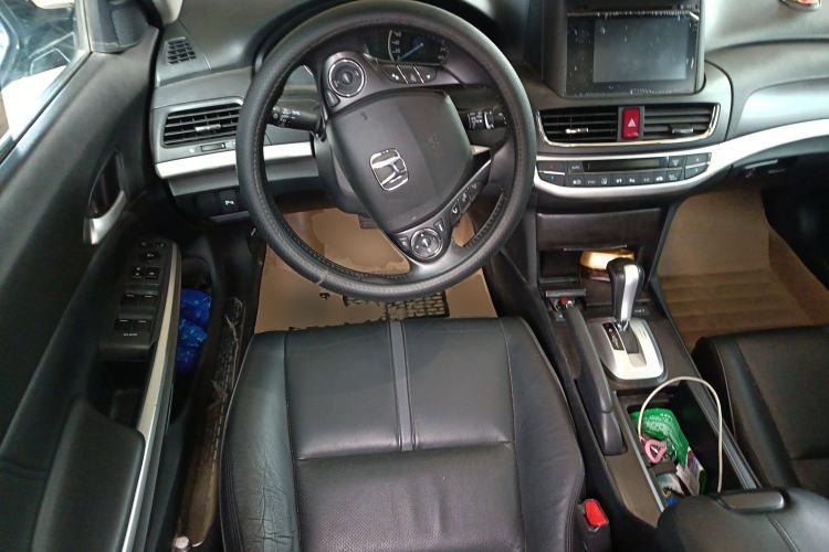 Used Honda Crosstour 2014 2.4L Luxury Edition
