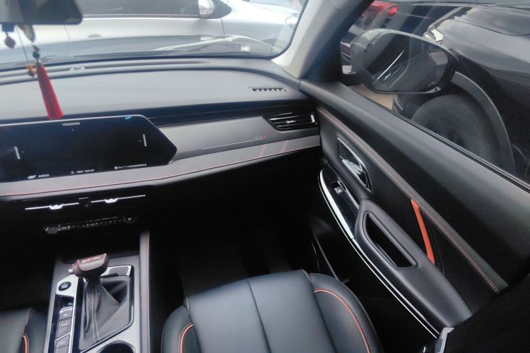 Used CHANGAN OSHAN X7 PLUS 2022 1.5T Blue Whale Edition Automatic Prestige Version Interior 6