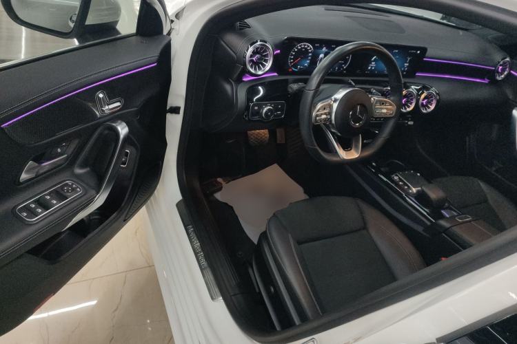 Used Mercedes-Benz A-Class 2021 A 200 L Sport Sedan Fashion Model
