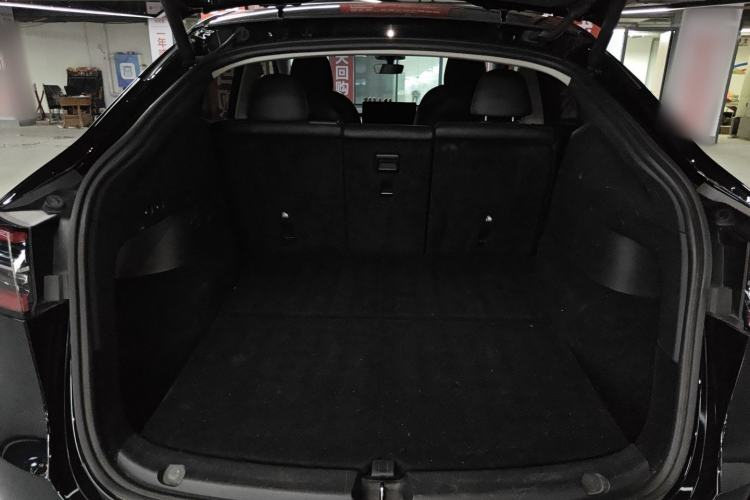 Used Tesla Model Y 2022 Rear-Wheel-Drive Version
