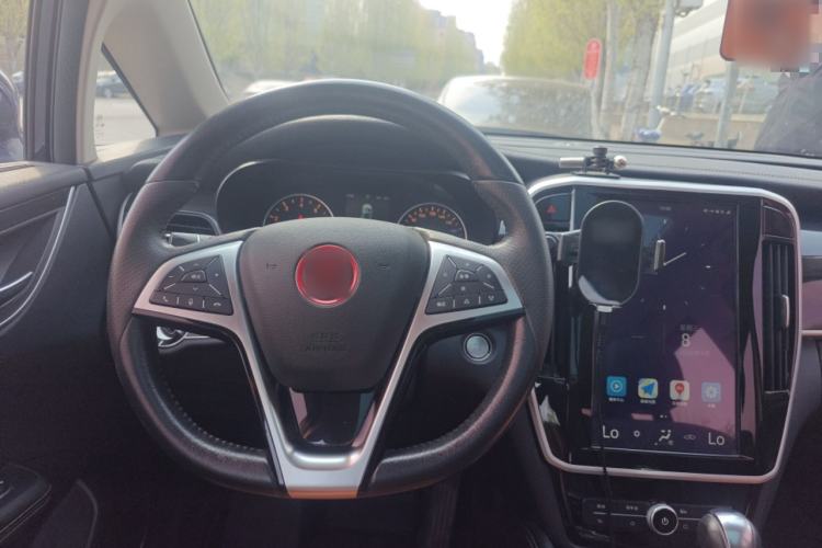 Used BYD Song MAX 2017 1.5T Automatic Smart Connect Prestige 7-Seater Steering Wheel